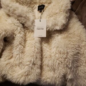 Love Tree White Faux Fur Cape